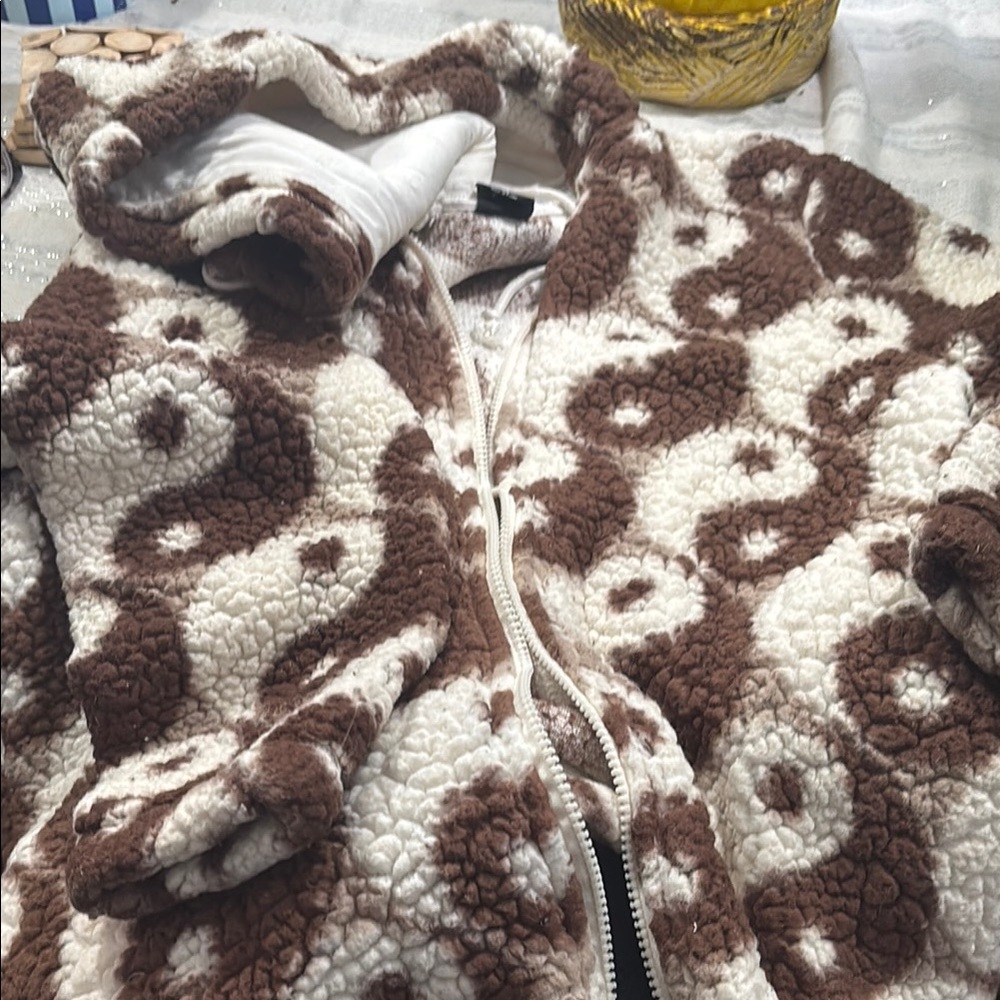 PacSun Brown and Cream Hooded Sweatshirt